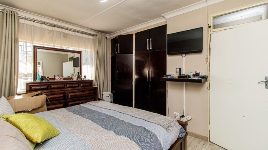4 Bedroom Property for Sale in Birch Acres Gauteng