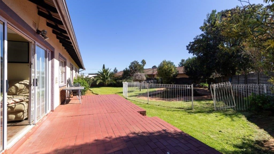 4 Bedroom Property for Sale in Birch Acres Gauteng