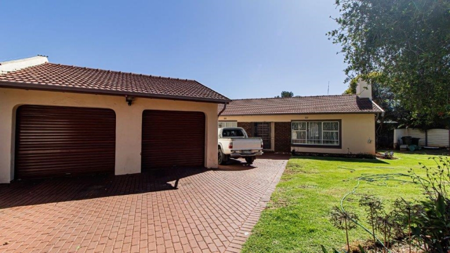 4 Bedroom Property for Sale in Birch Acres Gauteng