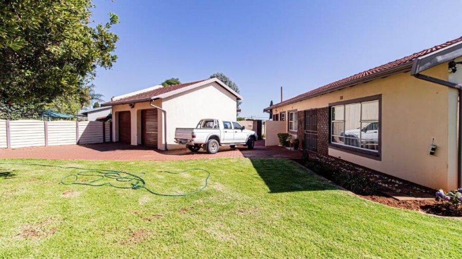 4 Bedroom Property for Sale in Birch Acres Gauteng