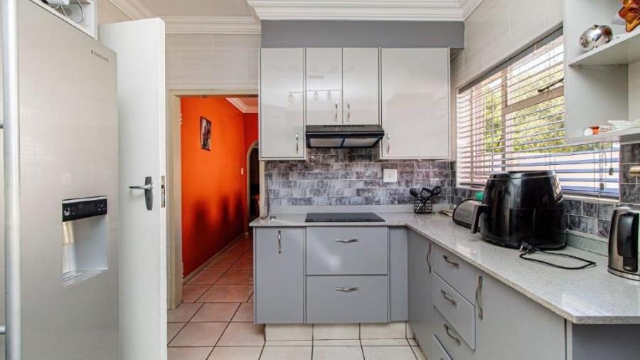 4 Bedroom Property for Sale in Birch Acres Gauteng