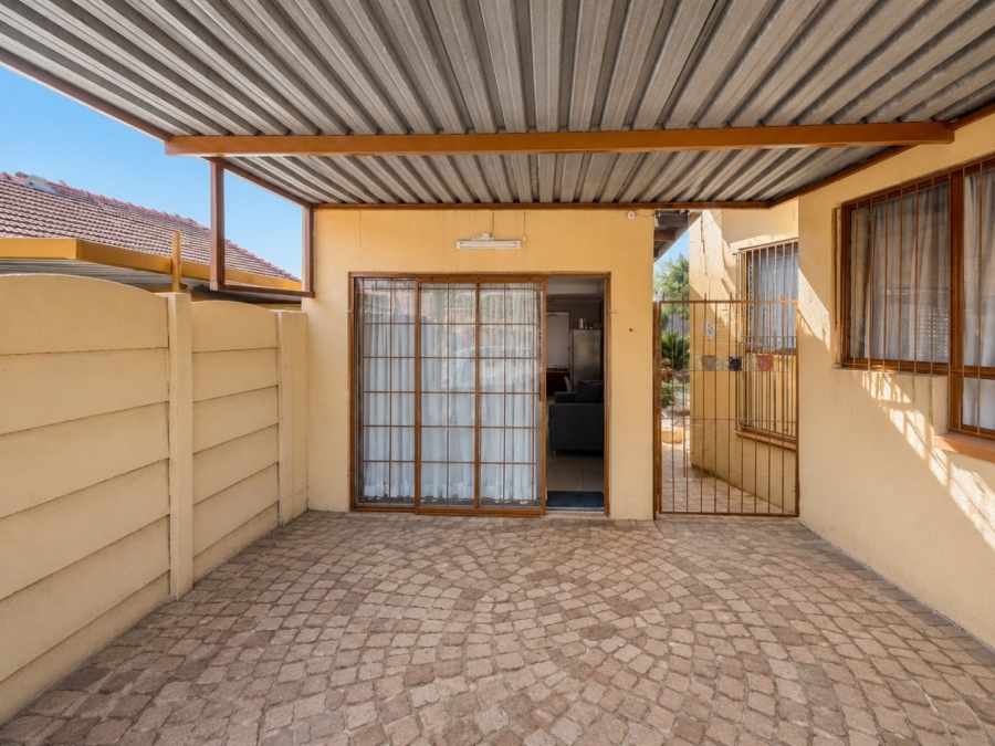 3 Bedroom Property for Sale in Klopperpark Gauteng