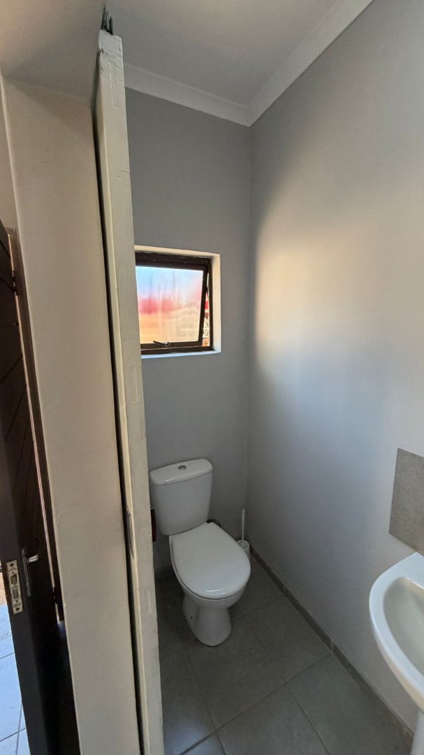 To Let 1 Bedroom Property for Rent in Bedfordview Gauteng