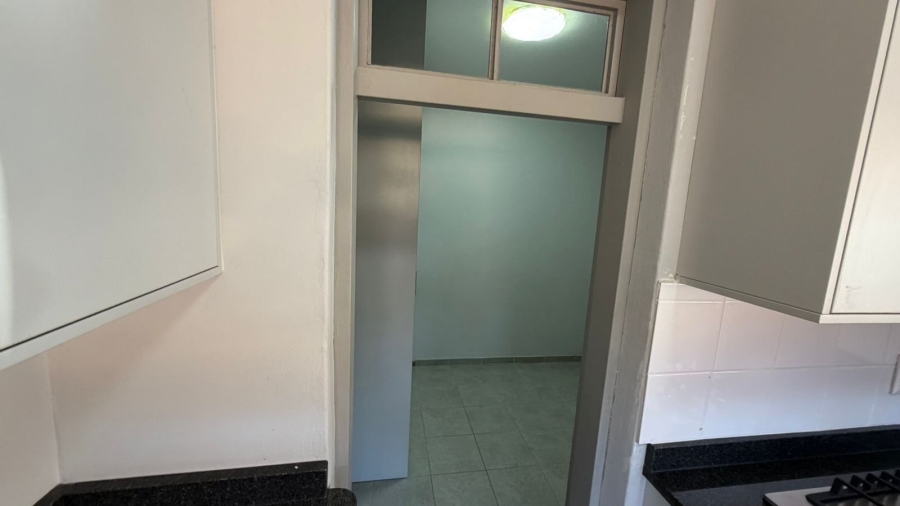To Let 1 Bedroom Property for Rent in Bedfordview Gauteng