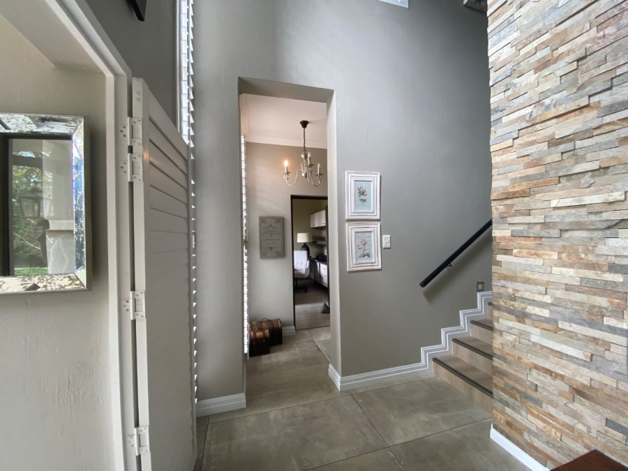 5 Bedroom Property for Sale in Emfuleni Golf Estate Gauteng