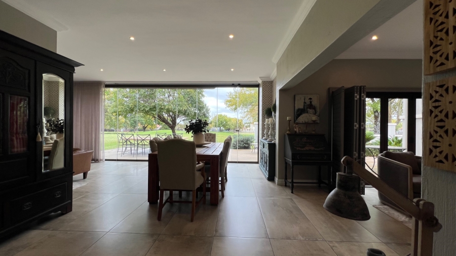 5 Bedroom Property for Sale in Emfuleni Golf Estate Gauteng