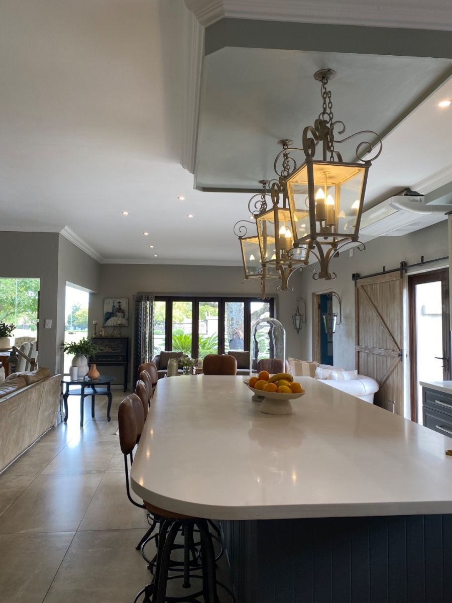 5 Bedroom Property for Sale in Emfuleni Golf Estate Gauteng