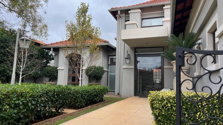 5 Bedroom Property for Sale in Emfuleni Golf Estate Gauteng