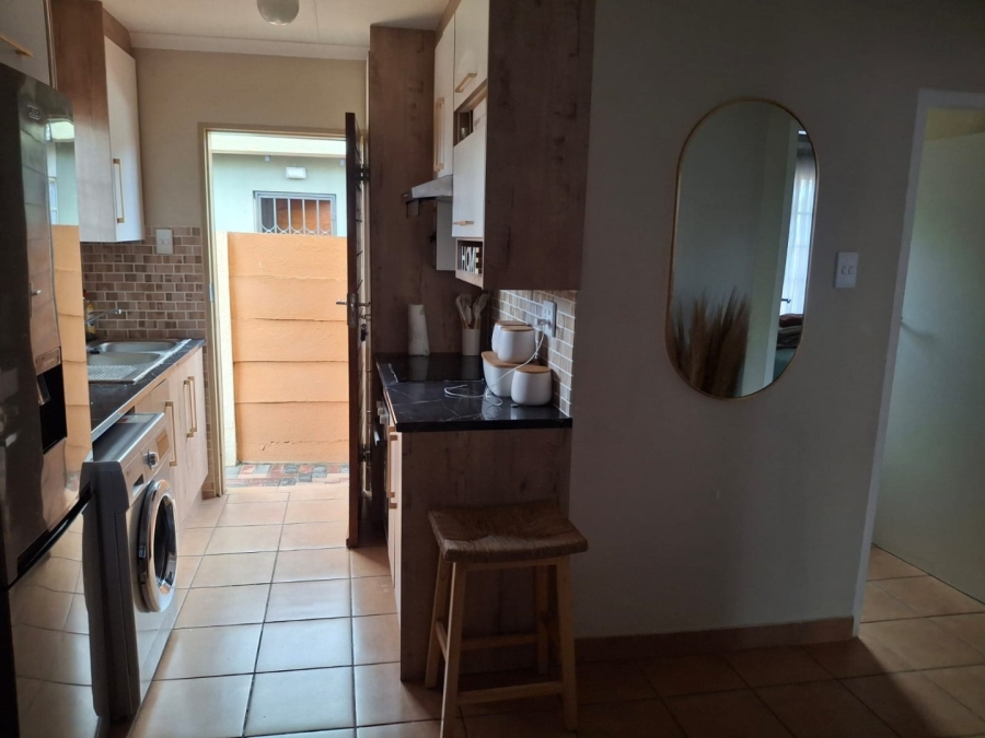 To Let 2 Bedroom Property for Rent in Sky City Gauteng