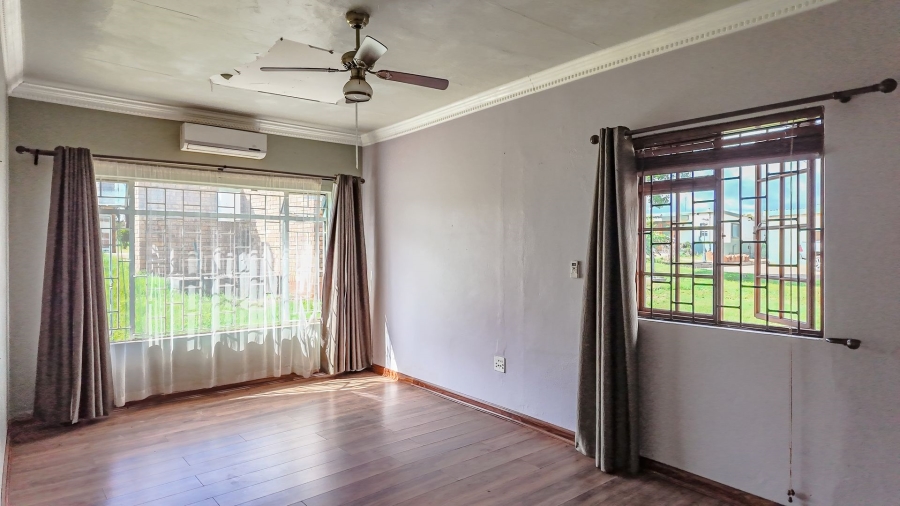 Commercial Property for Sale in Dinokeng Game Reserve Gauteng