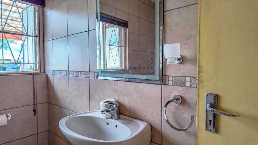 Commercial Property for Sale in Dinokeng Game Reserve Gauteng