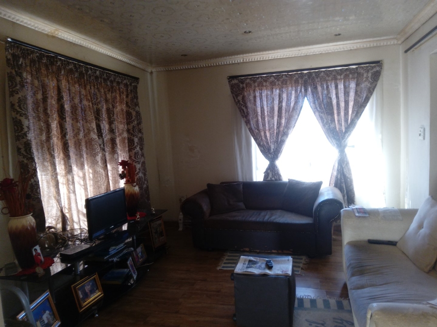 7 Bedroom Property for Sale in Atteridgeville Gauteng