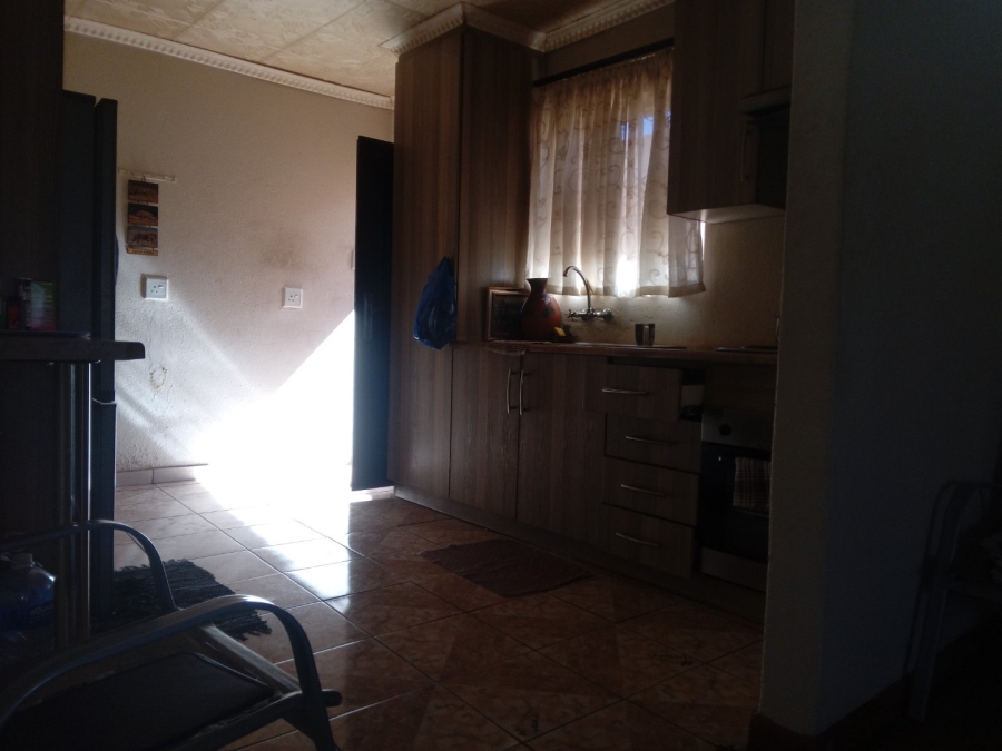 7 Bedroom Property for Sale in Atteridgeville Gauteng