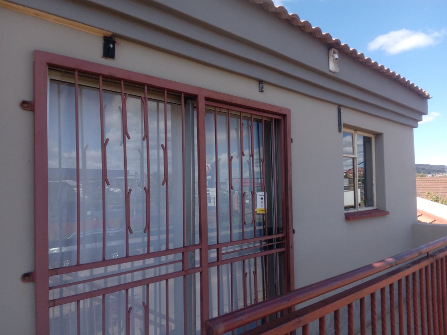 7 Bedroom Property for Sale in Atteridgeville Gauteng