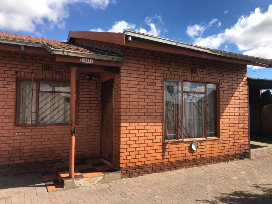 4 Bedroom Property for Sale in Pimville Zone 5 Gauteng
