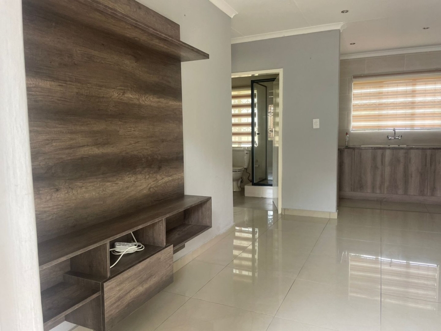 To Let 3 Bedroom Property for Rent in Witpoortjie Gauteng