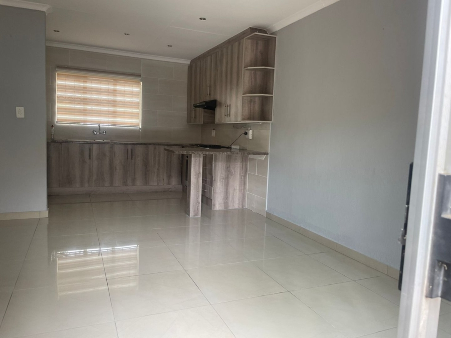To Let 3 Bedroom Property for Rent in Witpoortjie Gauteng