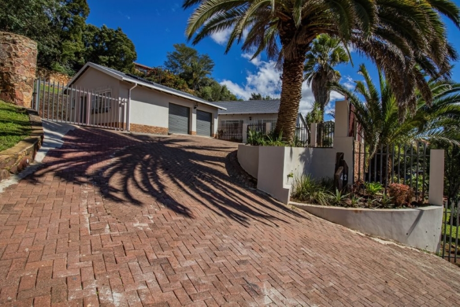 4 Bedroom Property for Sale in Roodekrans Gauteng