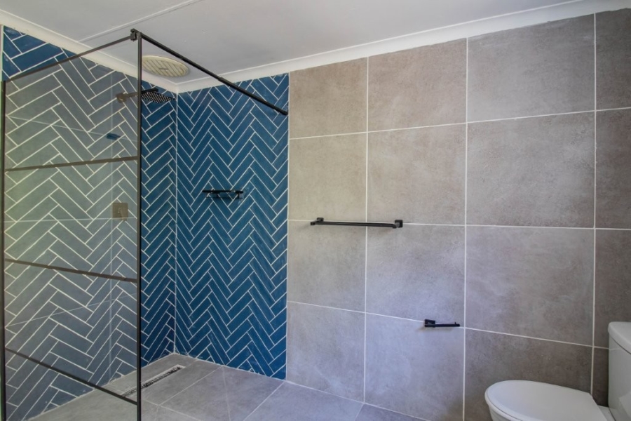 4 Bedroom Property for Sale in Roodekrans Gauteng