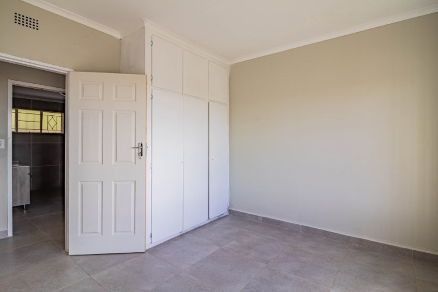 4 Bedroom Property for Sale in Roodekrans Gauteng