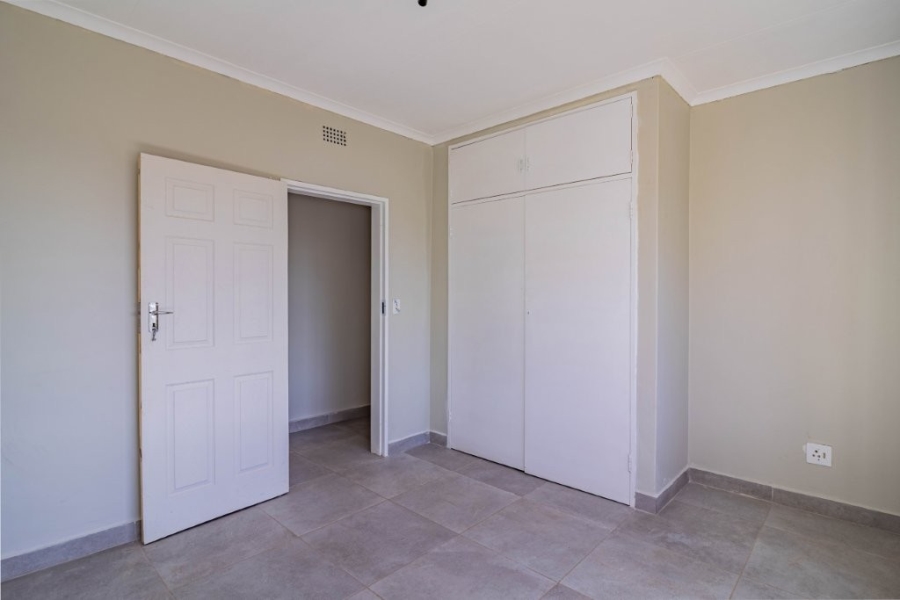4 Bedroom Property for Sale in Roodekrans Gauteng