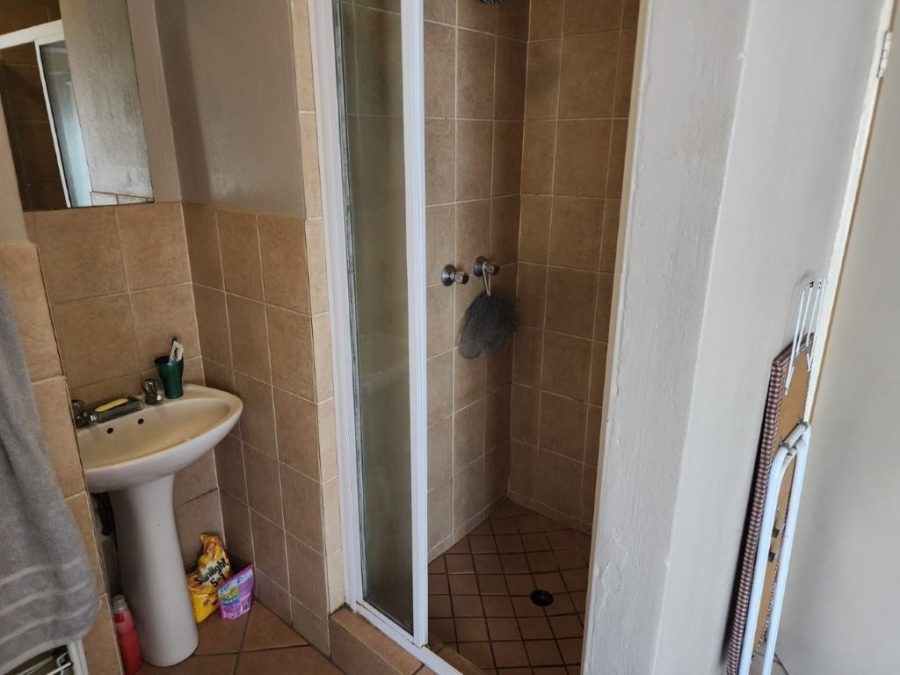 1 Bedroom Property for Sale in Elspark Gauteng