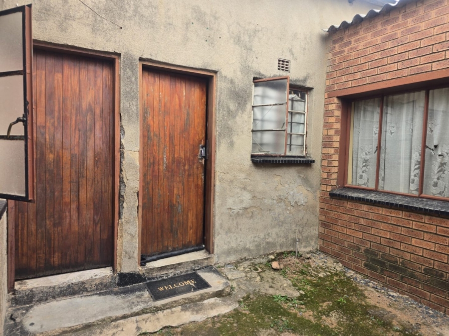 2 Bedroom Property for Sale in Tembisa Central Gauteng
