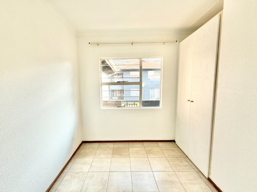 To Let 2 Bedroom Property for Rent in Linmeyer Gauteng