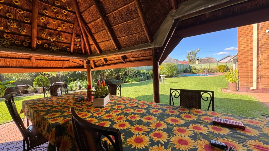4 Bedroom Property for Sale in Risiville Gauteng