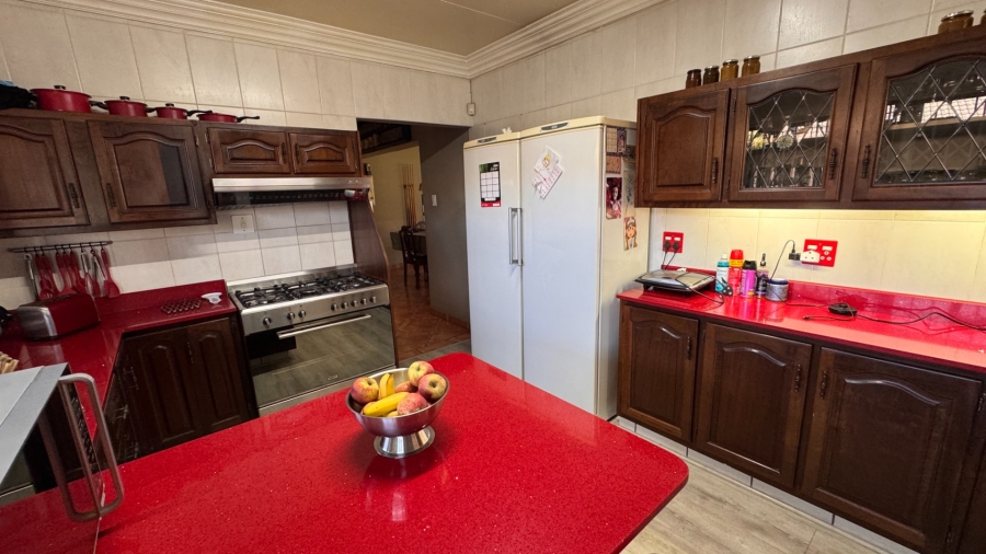 4 Bedroom Property for Sale in Risiville Gauteng