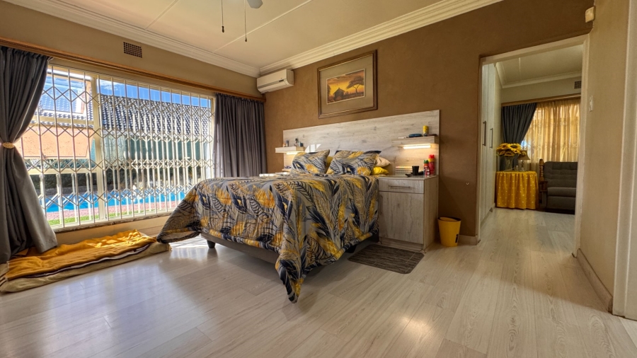 4 Bedroom Property for Sale in Risiville Gauteng
