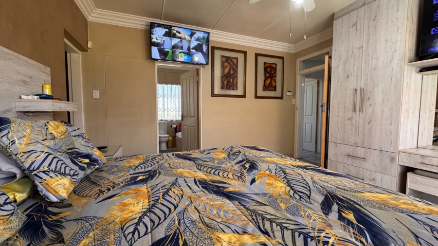 4 Bedroom Property for Sale in Risiville Gauteng