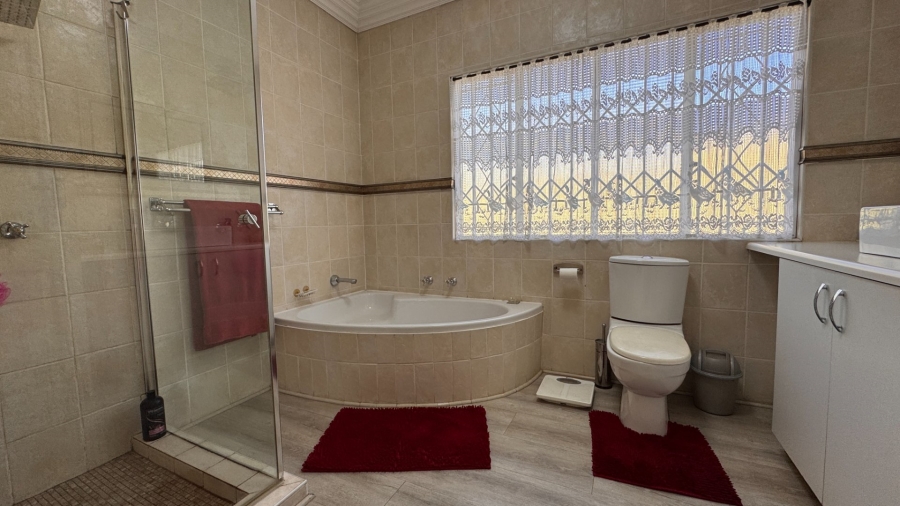 4 Bedroom Property for Sale in Risiville Gauteng