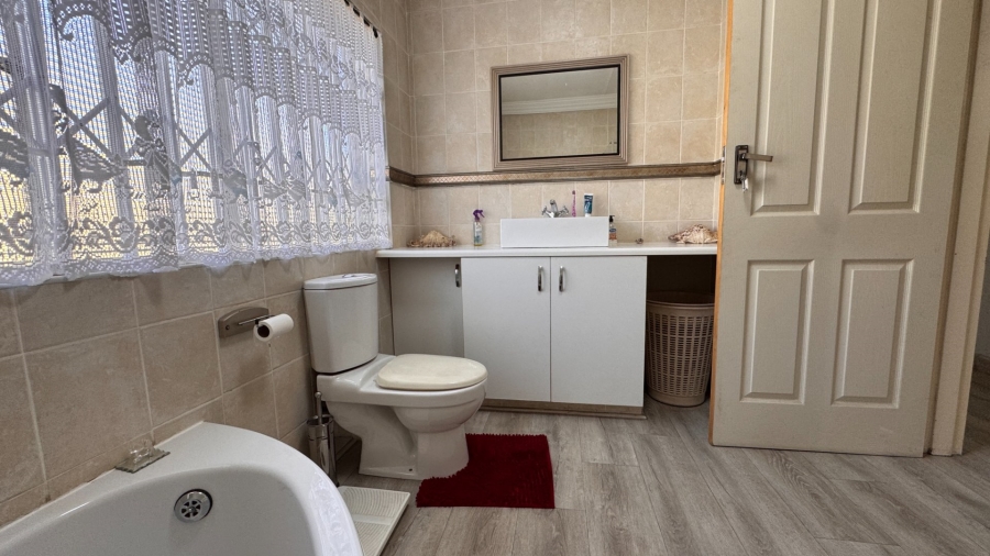4 Bedroom Property for Sale in Risiville Gauteng