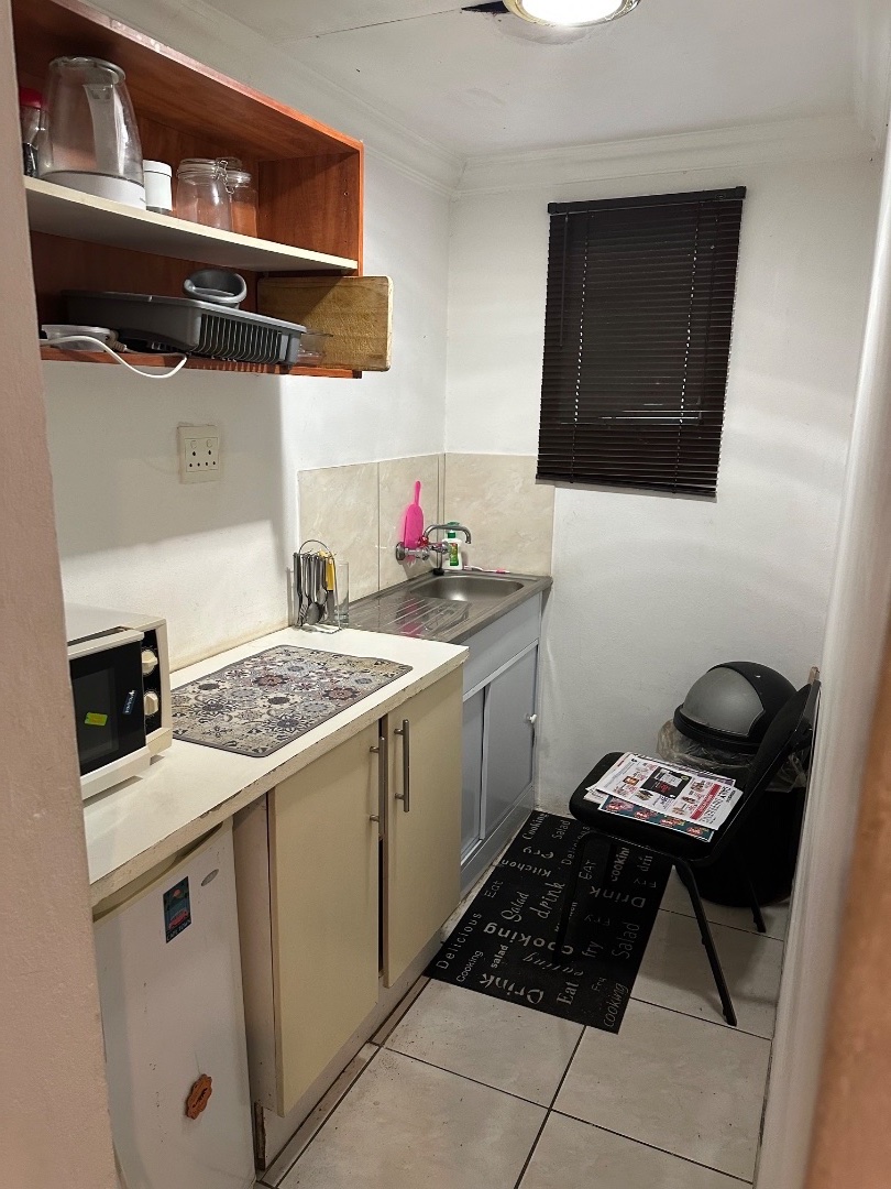 To Let 1 Bedroom Property for Rent in Sandton Central Gauteng