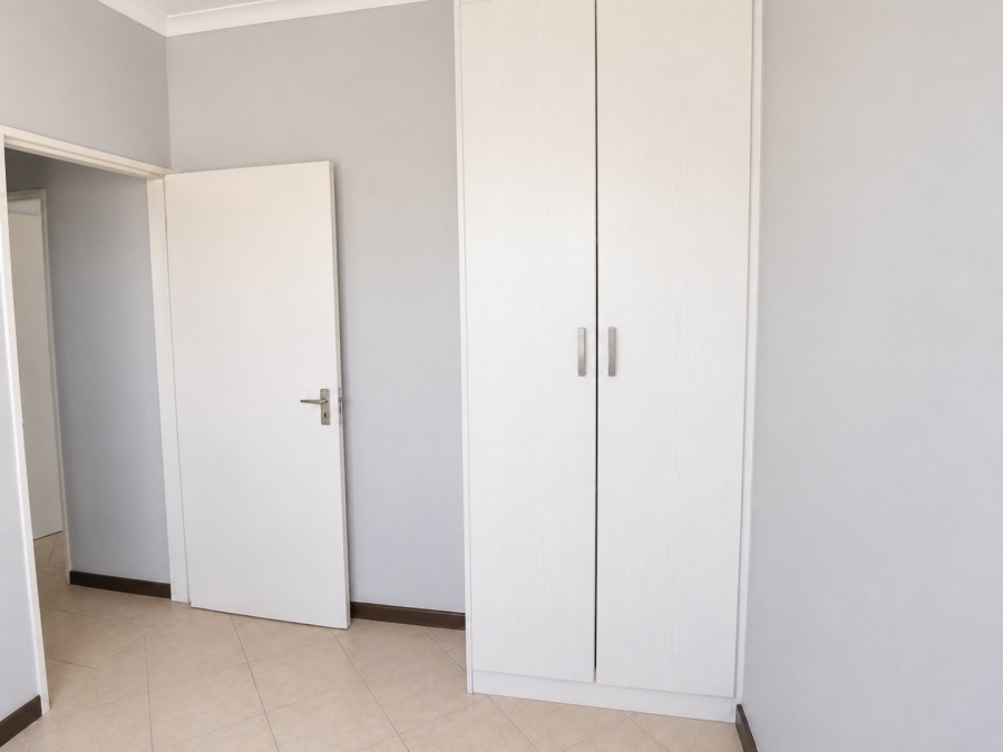2 Bedroom Property for Sale in Noordwyk Gauteng