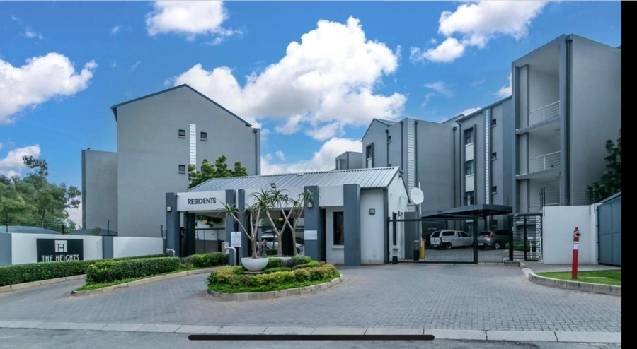 1 Bedroom Property for Sale in Halfway Gardens Gauteng