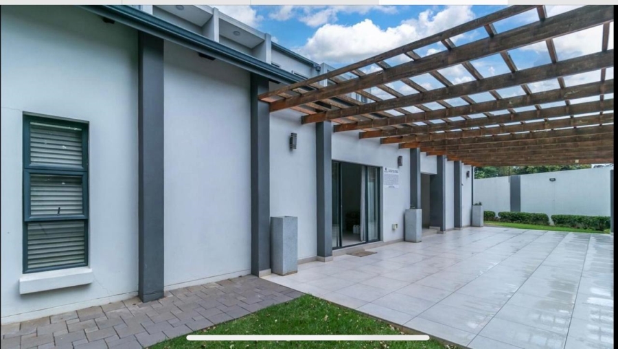 1 Bedroom Property for Sale in Halfway Gardens Gauteng