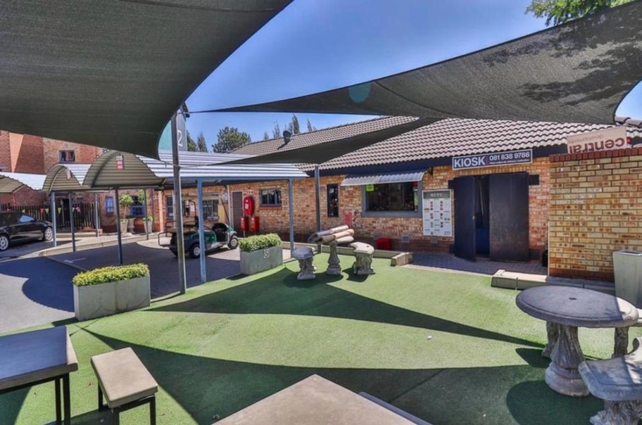 1 Bedroom Property for Sale in Erand Gardens Gauteng