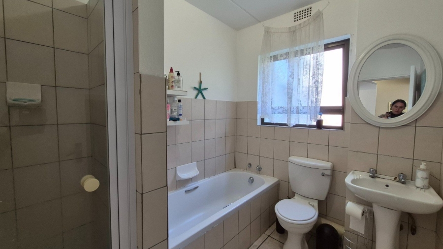 2 Bedroom Property for Sale in Kengies Gauteng