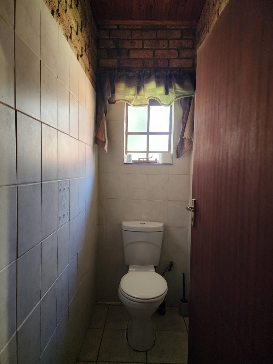 Commercial Property for Sale in Vasfontein AH Gauteng