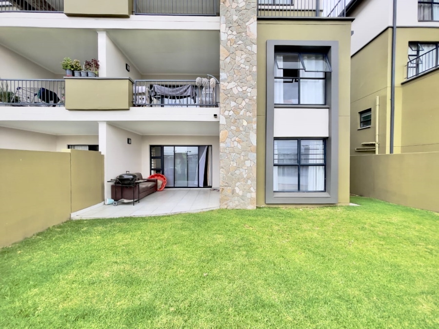 To Let  Bedroom Property for Rent in Waterfall Gauteng