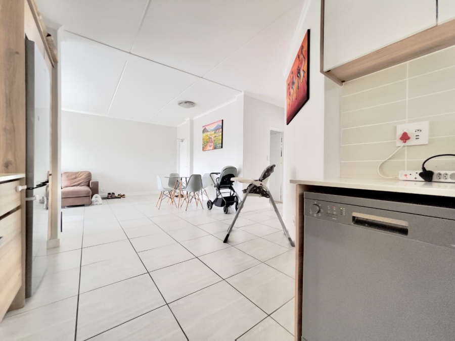 To Let  Bedroom Property for Rent in Waterfall Gauteng
