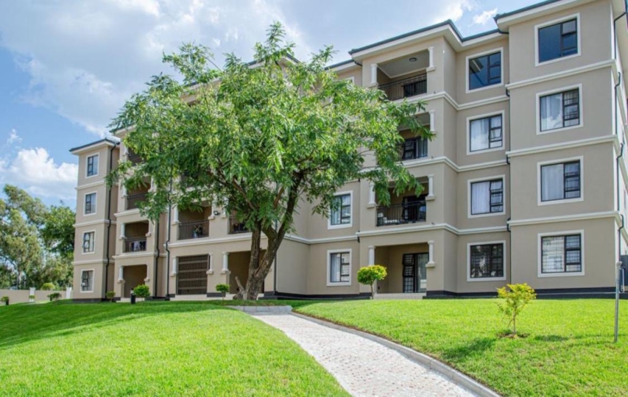 To Let 2 Bedroom Property for Rent in Blue Hills AH Gauteng