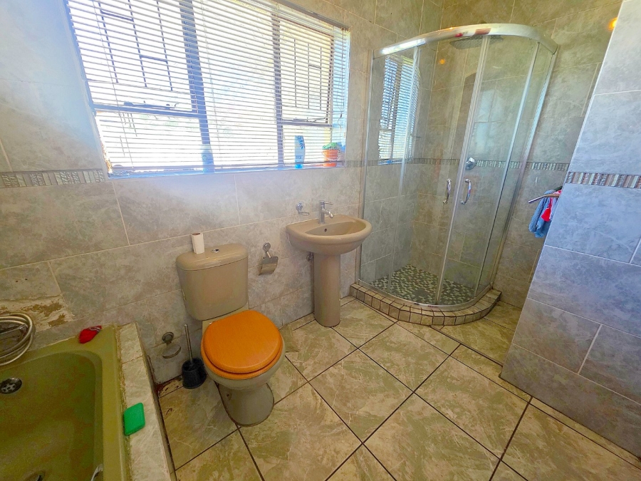 4 Bedroom Property for Sale in Rynfield Gauteng
