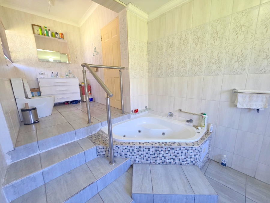 4 Bedroom Property for Sale in Rynfield Gauteng