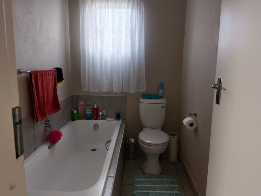 3 Bedroom Property for Sale in Sky City Gauteng