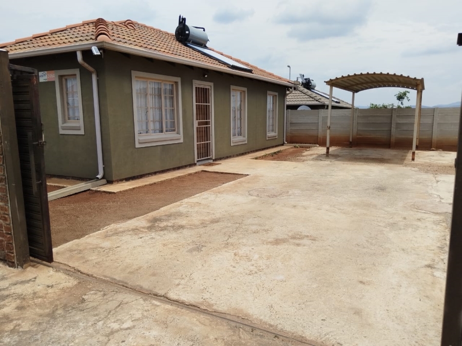 3 Bedroom Property for Sale in Sky City Gauteng