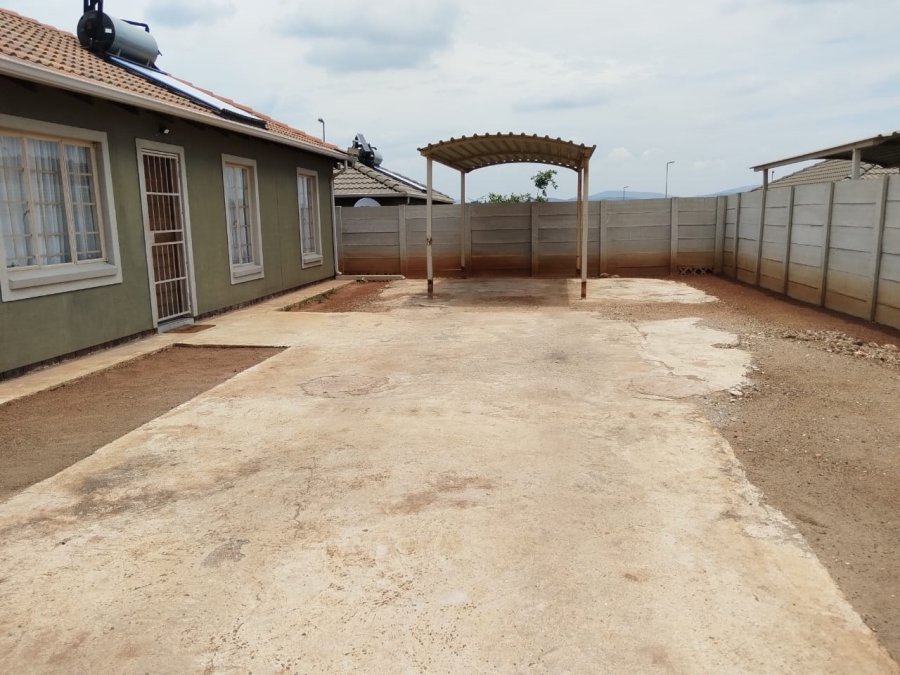 3 Bedroom Property for Sale in Sky City Gauteng