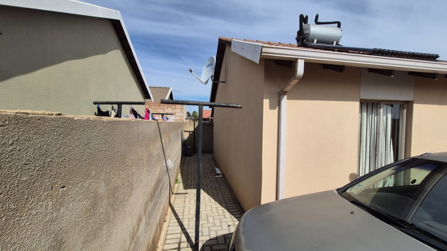 2 Bedroom Property for Sale in Sky City Gauteng